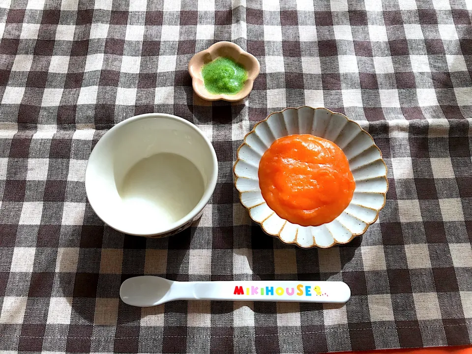 Snapdishの料理写真:【離乳食】にんじんポテトサラダ、ブロッコリーペースト、10倍がゆ|sayaさん