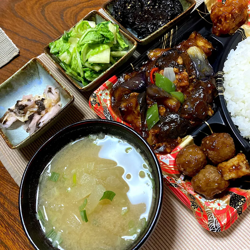 大根の味噌汁と麻婆茄子弁当|akkoさん