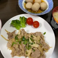 Snapdishの料理写真:2/13 豚肉と玉ねぎのバタポン炒め|sunrisedxさん