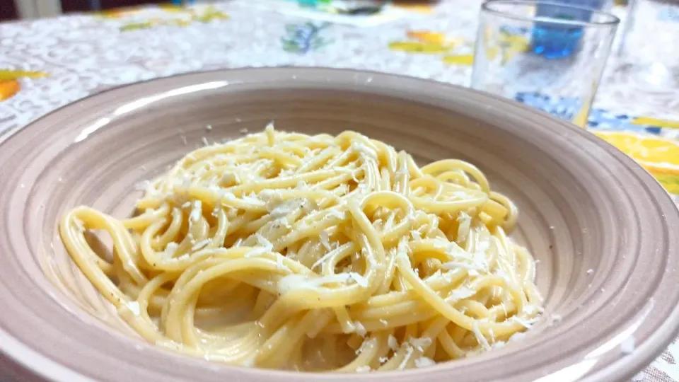 Snapdishの料理写真:pasta cacio e pepe|syssyさん