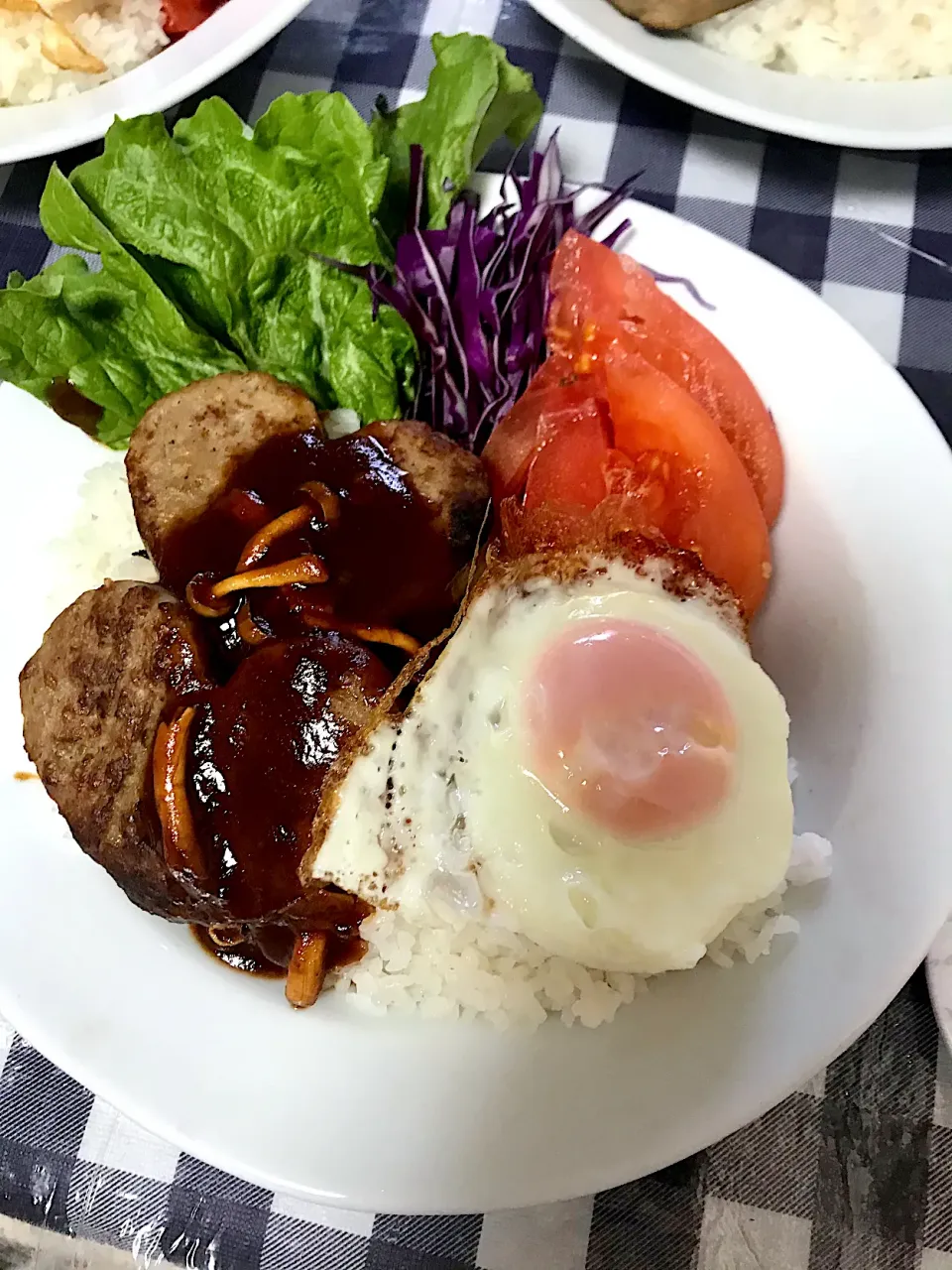 ハンバーグ丼ロコモコふう🌺|okeiko🎶さん