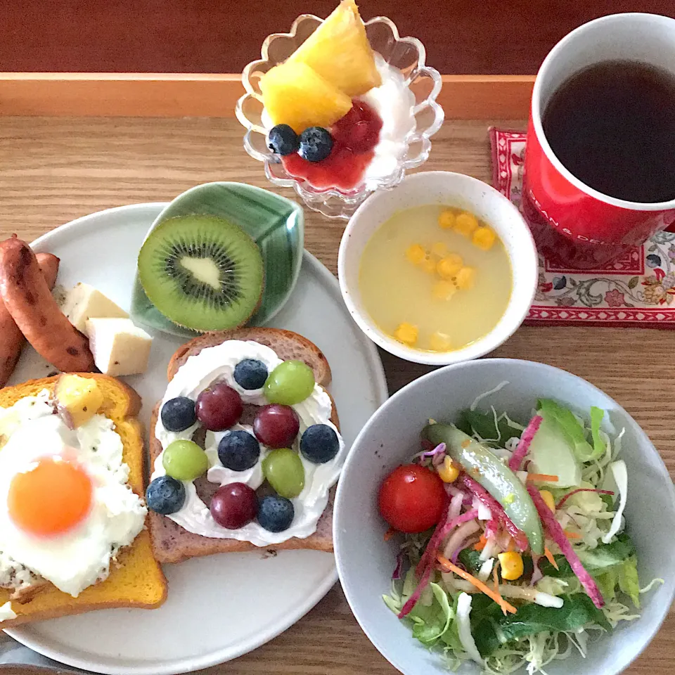 今日の朝ごはん🍞朝からしっかり食べてがんばります٩(๑❛ᴗ❛๑)۶|mokoさん