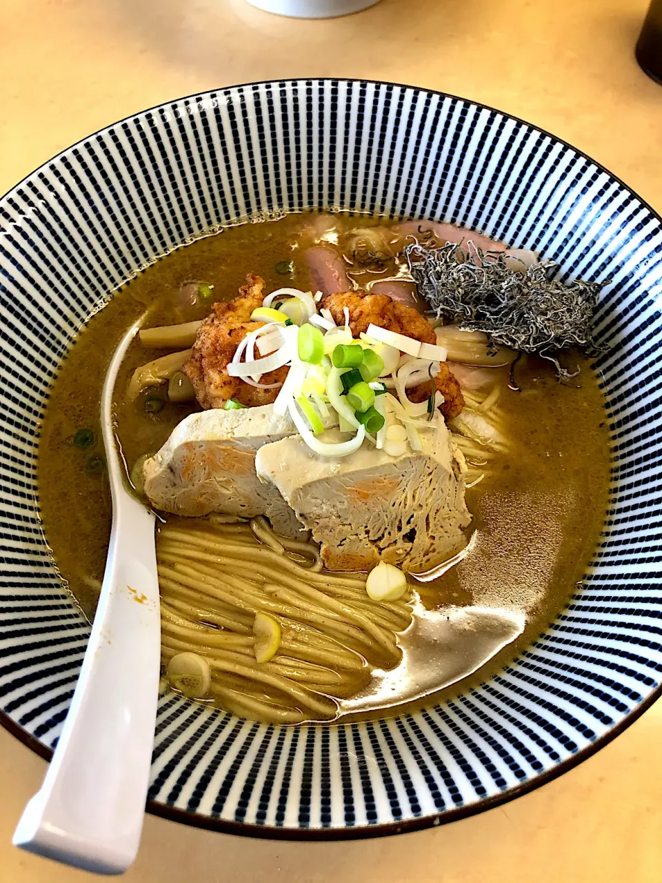 Snapdishの料理写真:限定・鮟鱇らーめん@寿製麺 中華そば よしかわ（北上尾）|Kazuya Miyukiさん