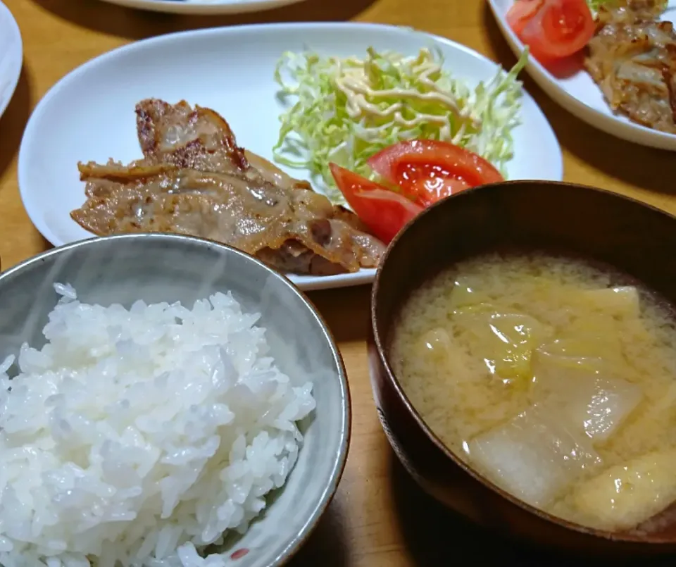 しょうが焼き定食🐷|しまだ ちえこさん