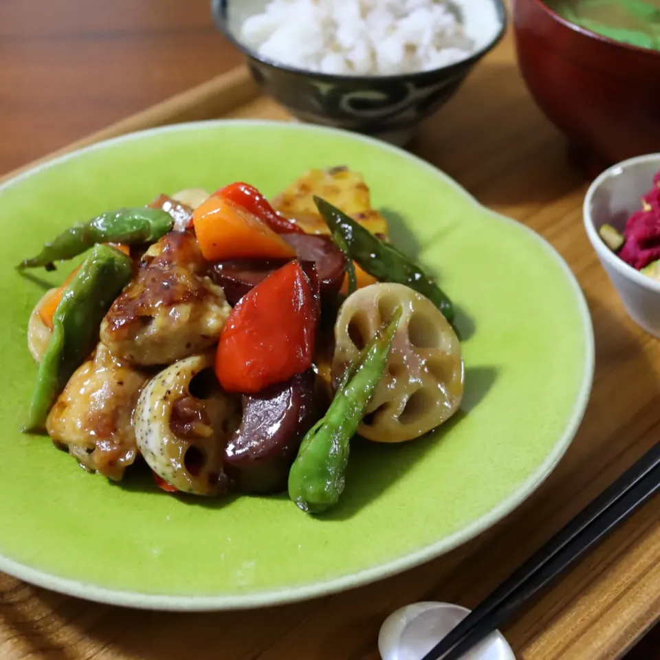 鶏と野菜の黒酢あん定食|かおるさん