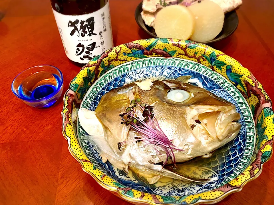 カンパチ　一尾丸ごと　兜煮　大根とあら炊き　獺祭と♪|72roseさん