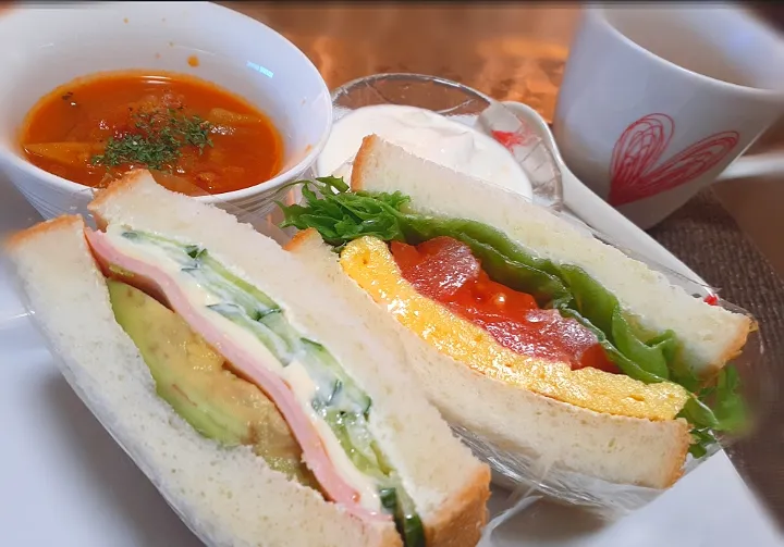 サンドイッチ🥪の朝食☕|びせんさん