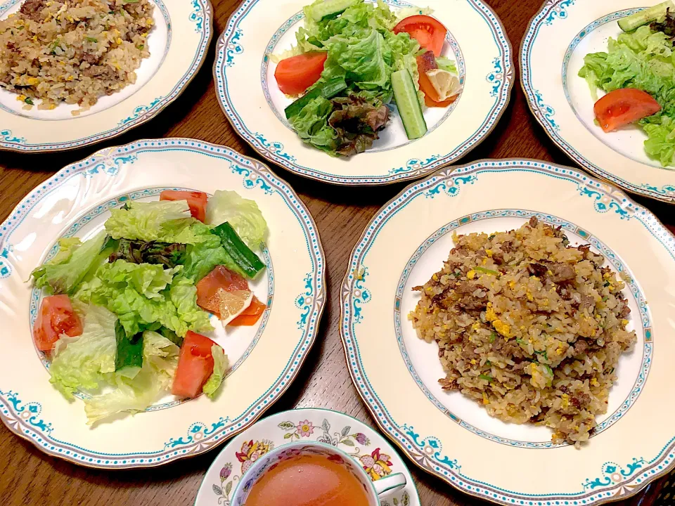 トマトスープ🍅牛肉とクレソンのチャーハン🍃サラダ🥗今日の夕食20210220|rococoさん