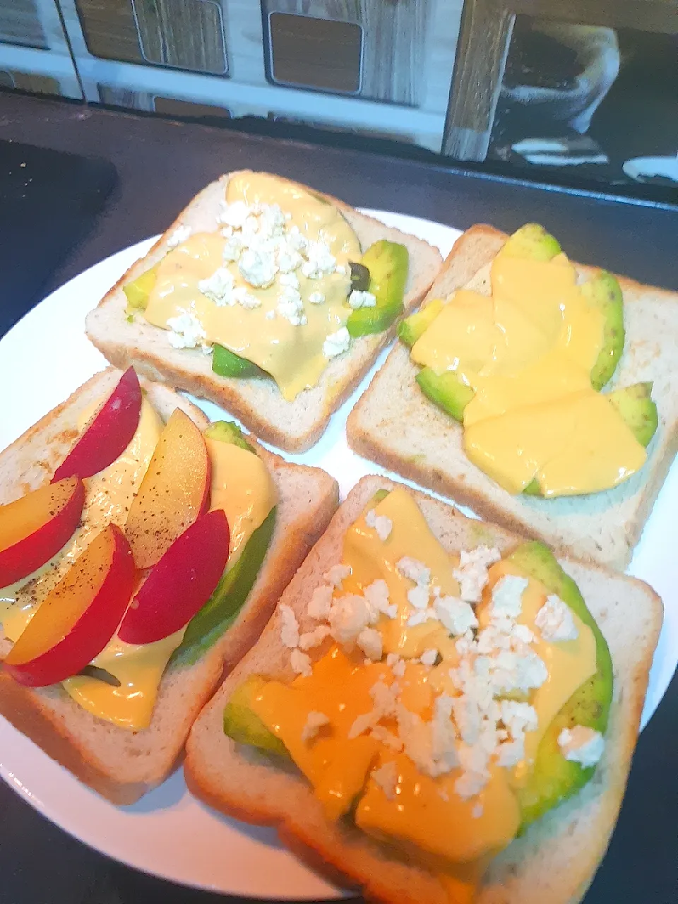 avocado toasted bread snack|aryanさん