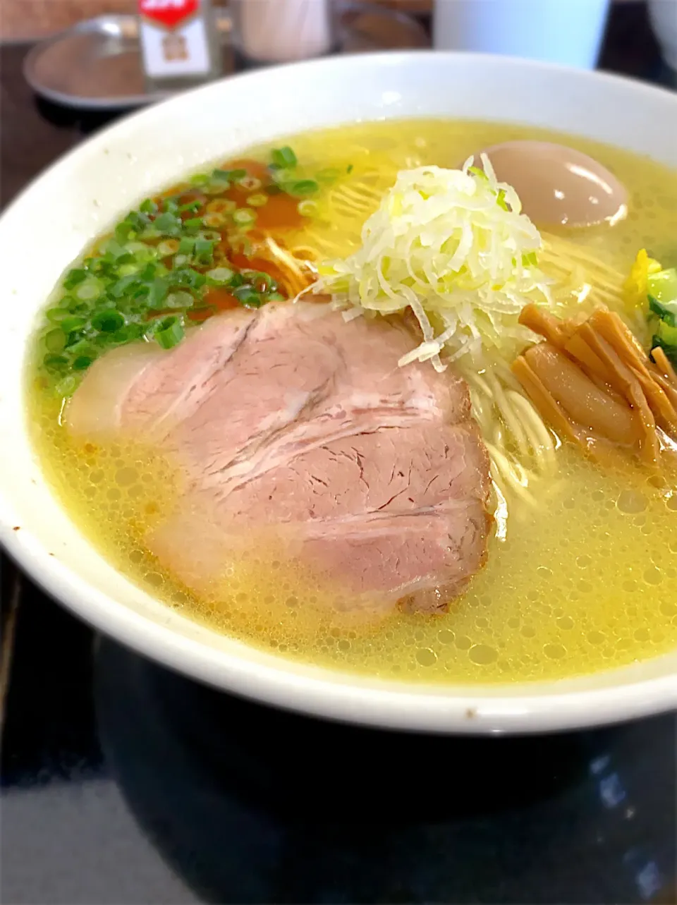 Snapdishの料理写真:鶏白湯塩ラーメン|いさかつさん