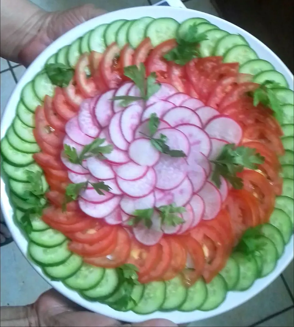 Cucumber and raddish salad|khansahabさん