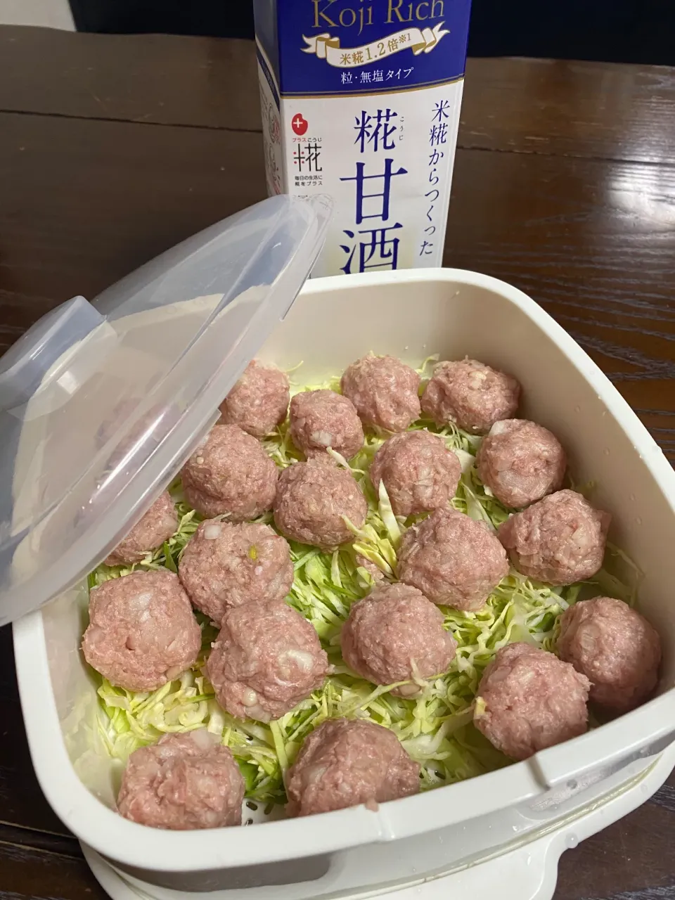 Snapdishの料理写真:むしたろうで皮無しシウマイ|TOMOさん