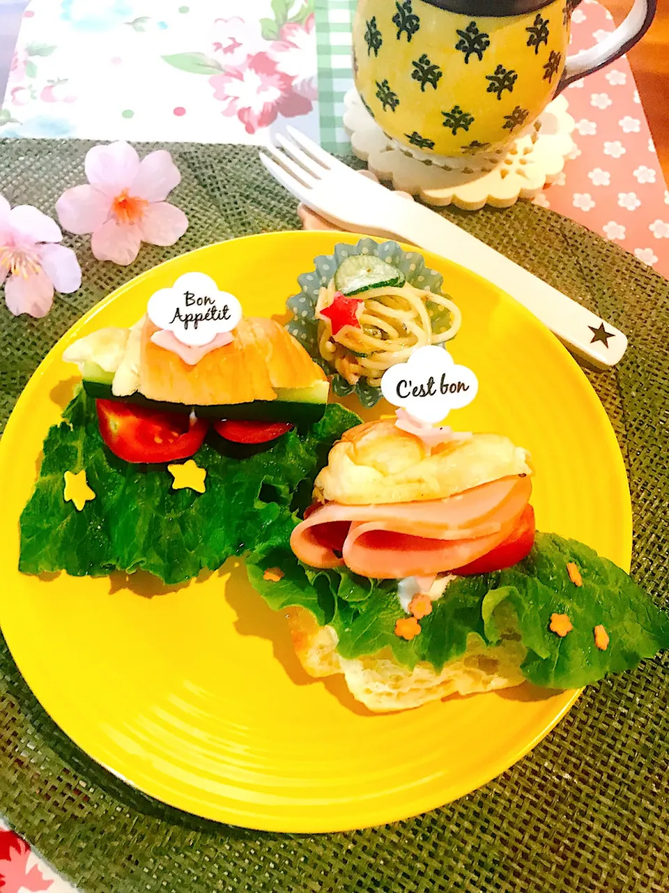 ✲︎朝食サラダパン🥐🥗|🌼はなちゃん🌼さん