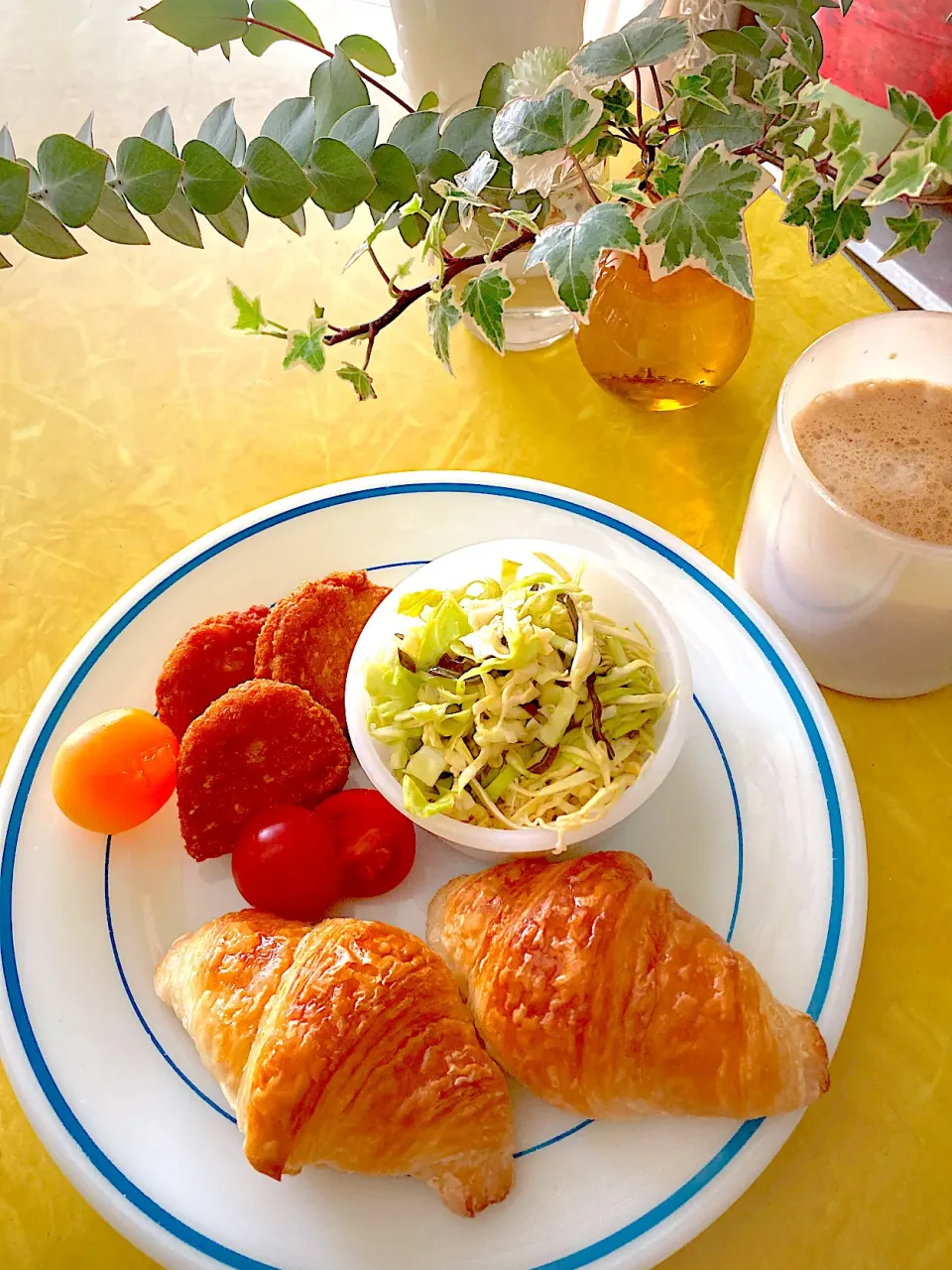 クロワッサン🥐ランチ|NYKさん