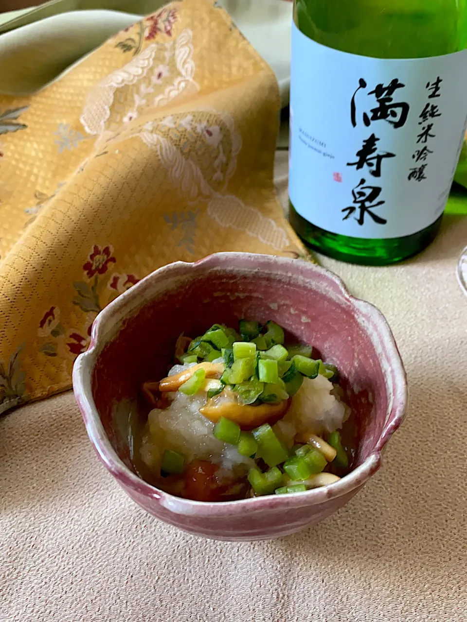 🌸春を迎える 🍶#日本酒で乾杯 ② 🥢なめこおろし～大根の葉添え～|ゆきぽん@ゆきの家飲み料理さん