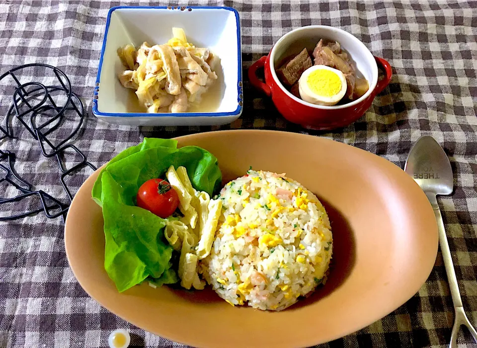 ✳︎炒飯✳︎豚の角煮✳︎白菜の油揚げの煮浸し|syamさん