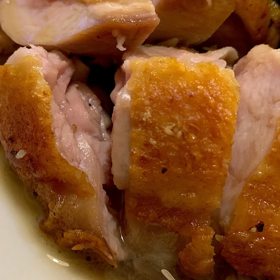 鶏モモポワレ|抱大飯店さん