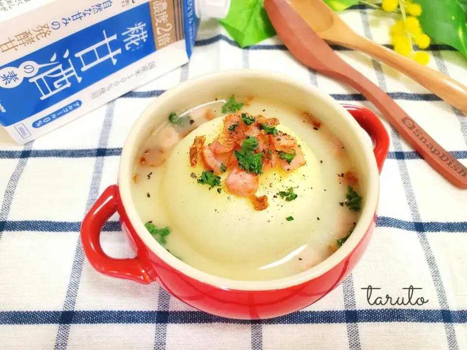 Snapdishの料理写真:まるごと新玉ねぎ🧅ベーコン🥓の甘酒ミルクスープ😋❤️🥄|taruto⭐️さん