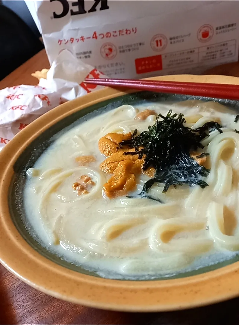 うに豆乳ｸﾘｰﾑうどん|まりおさん