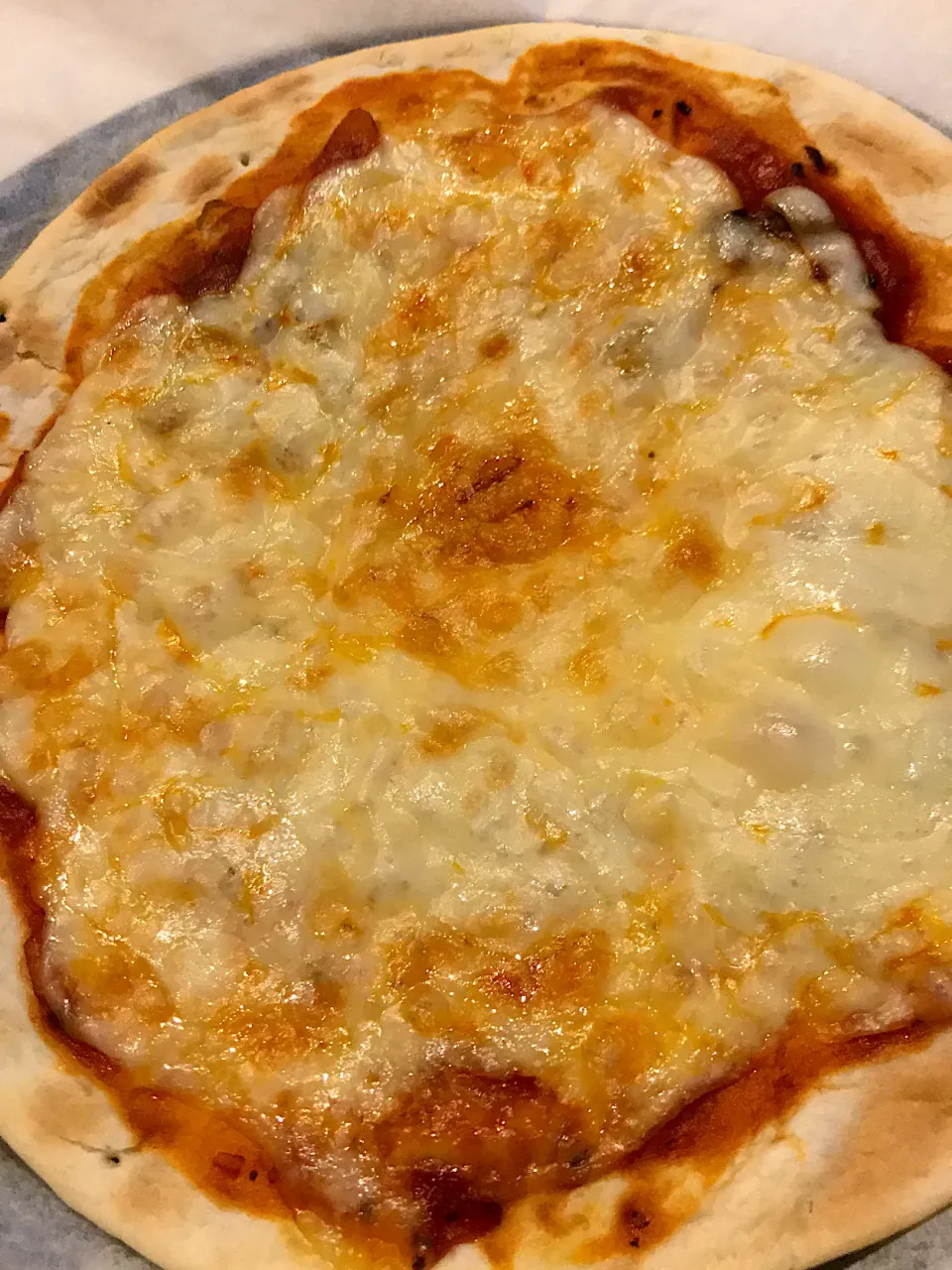 🍕市販のピザクラスとピザソースとチーズ🧀だけでうまいうまい😋|ノムリエさん