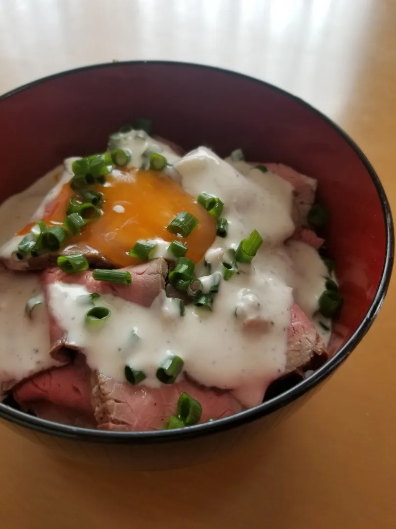 ローストビーフ丼|紫香さん