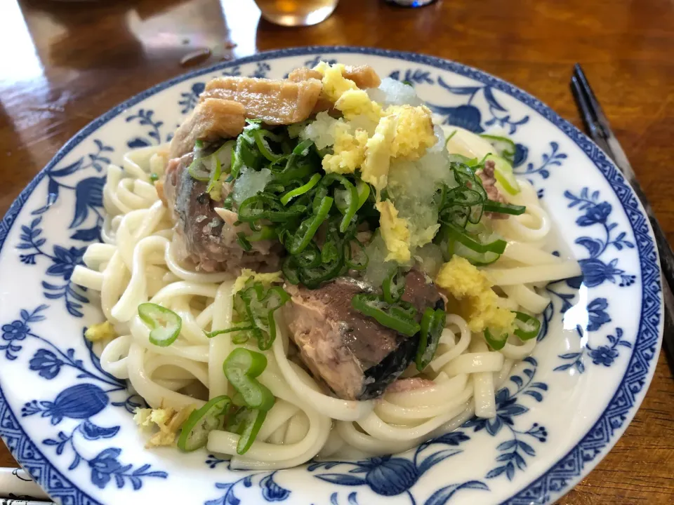 Snapdishの料理写真:サバ缶うどん|さんだーさん