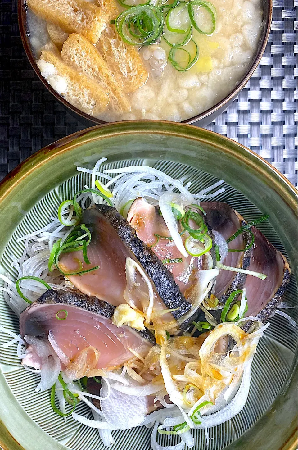 鰹のたたき丼|すくらんぶるえっぐさん