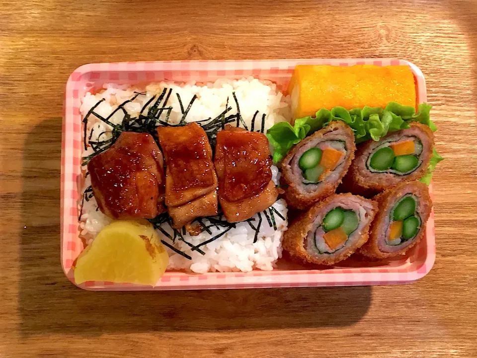 アスパラ人参シソ肉巻き揚げ テリチキ弁当|あぐりさん