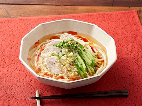 サラダチキンでよだれ鶏風うどん|ヤマサ醤油公式アカウントさん