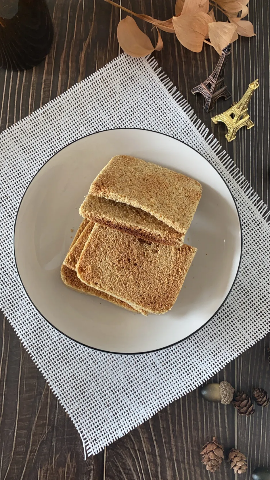 Low Carb Banana Coconut-flour bread 🍞|Natchy🦋さん