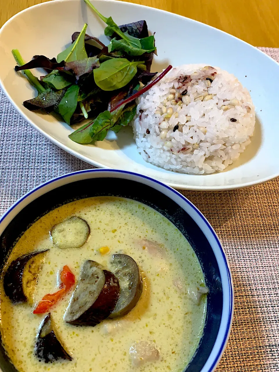 タイ風グリーンカレーで晩御飯|Mikaさん