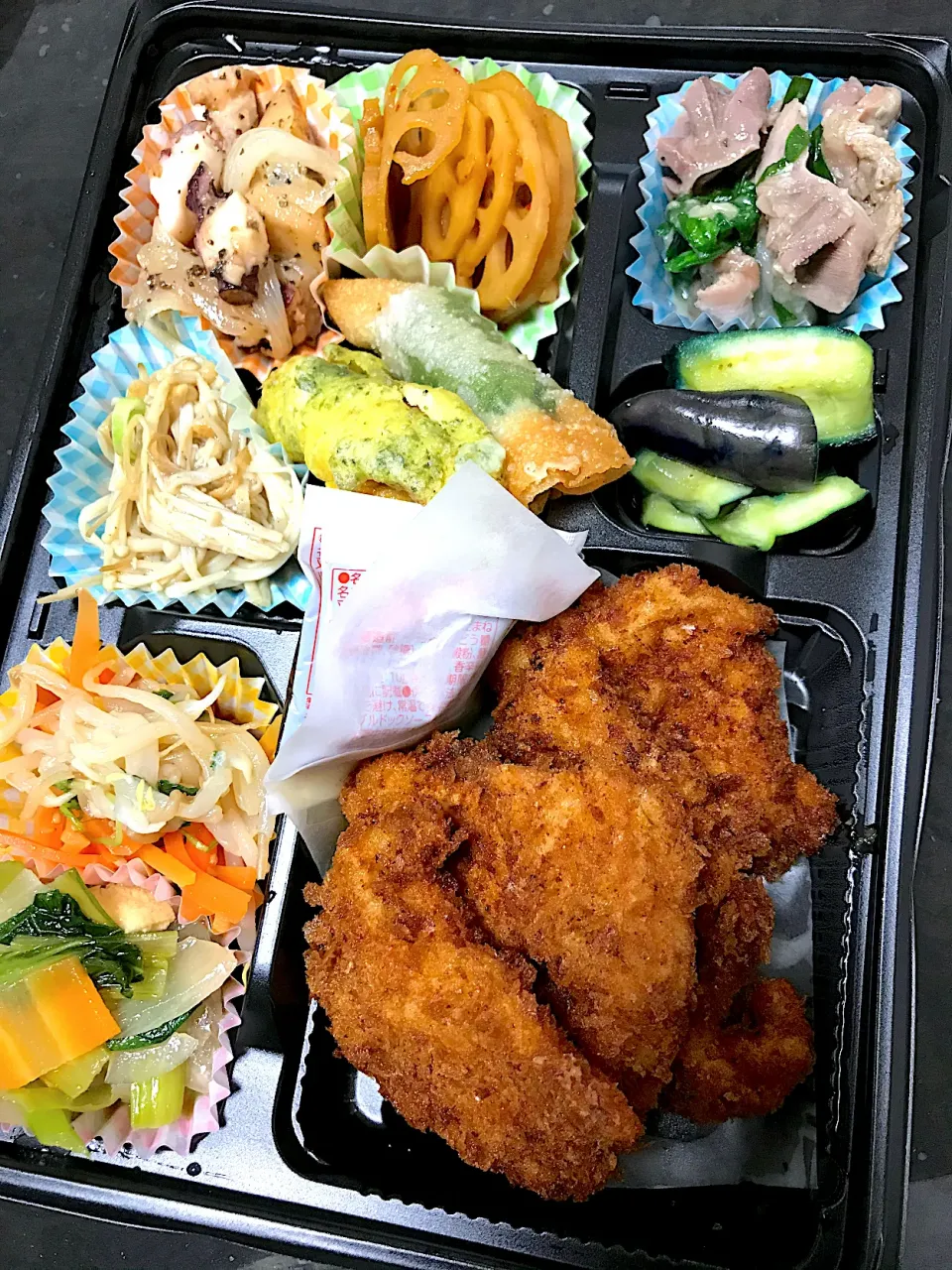 チキンカツ　ご飯なしお弁当|saturnさん