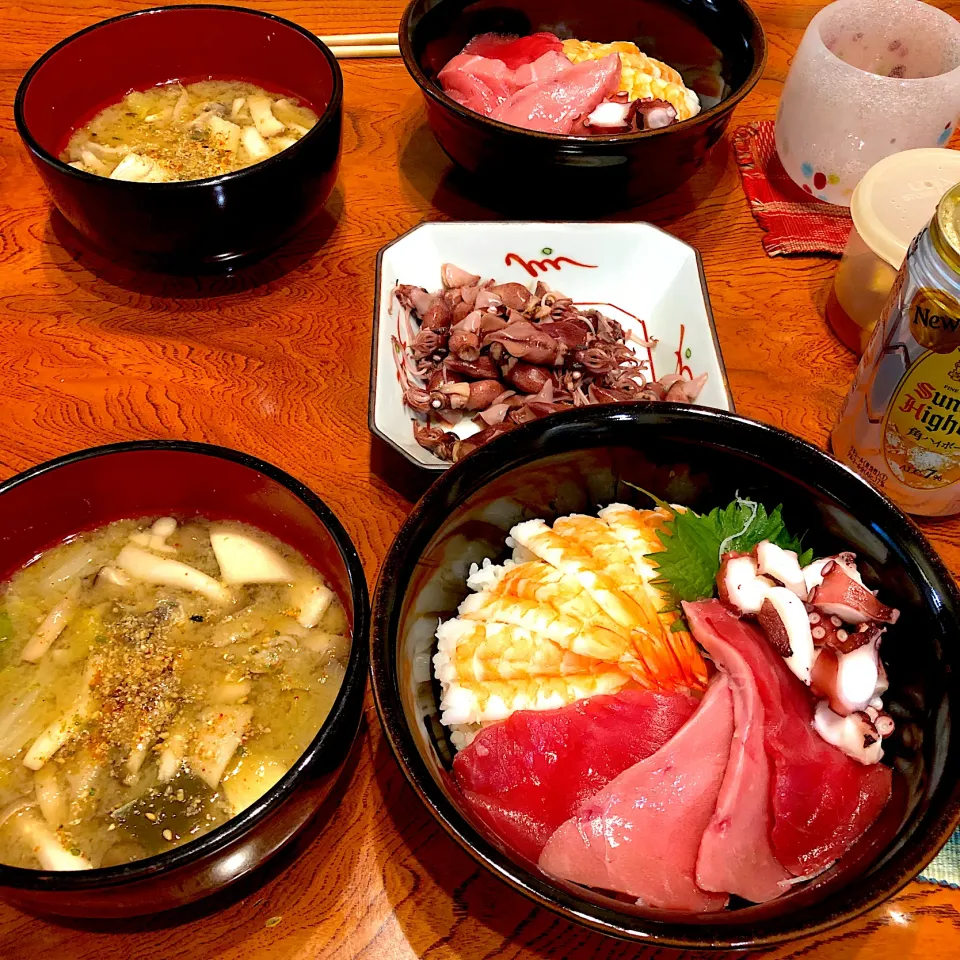 3割引の刺身で海鮮丼😋3割引のホタルイカ|すかラインさん