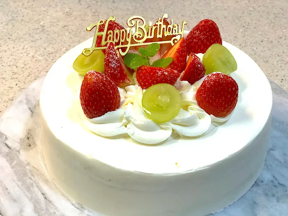 Strawberry Shortcake Birthday Cake|Ronaさん