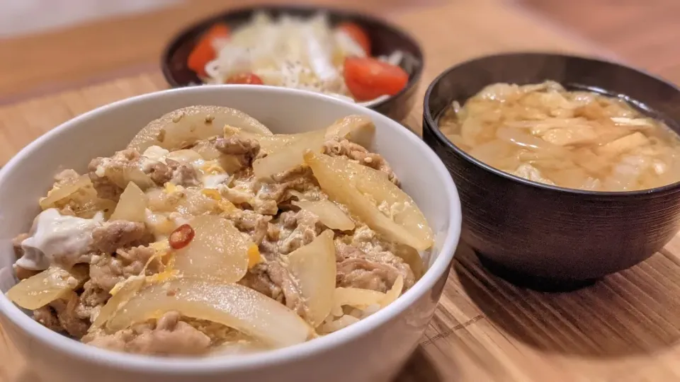 豚丼〜
の晩ごはん✨|kaz(*･ω･)さん