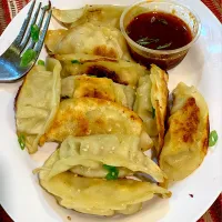 Snapdishの料理写真:Chicken Potstickers|Alma's Home Kitchenさん