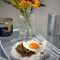 Snapdishの料理写真:Beef mince with rice|jane yongさん