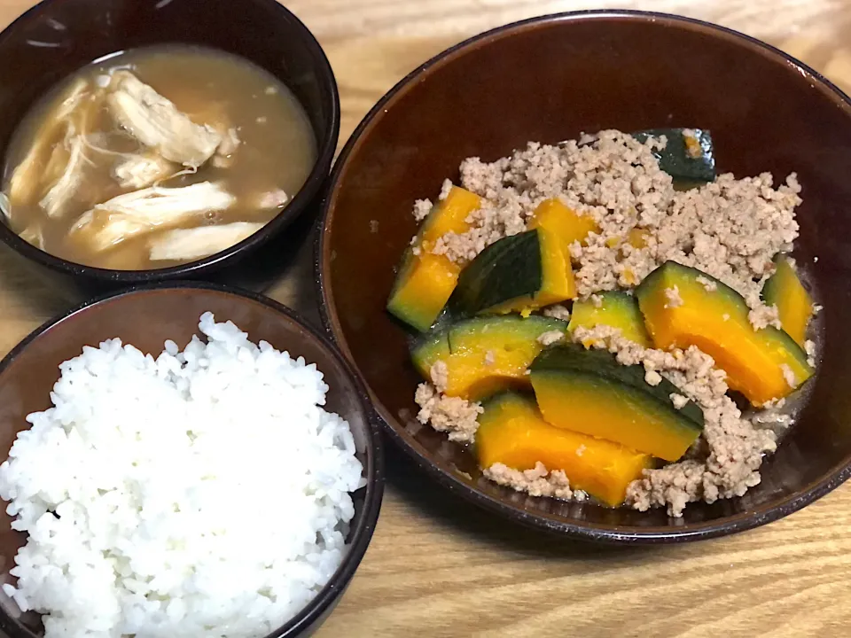 ☆かぼちゃそぼろ煮 ☆伊吹濃厚煮干しスープでサラダチキンスープ|まぁたんさん