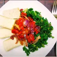 Fried yam with tomato concasé and vegetables.|Nobelle's kitchenさん