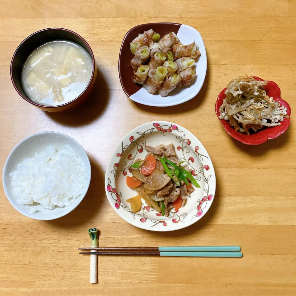 豚肉と野菜の甘辛炒めと肉巻き白ねぎ　えのきの唐揚げ|ちゃみこさん