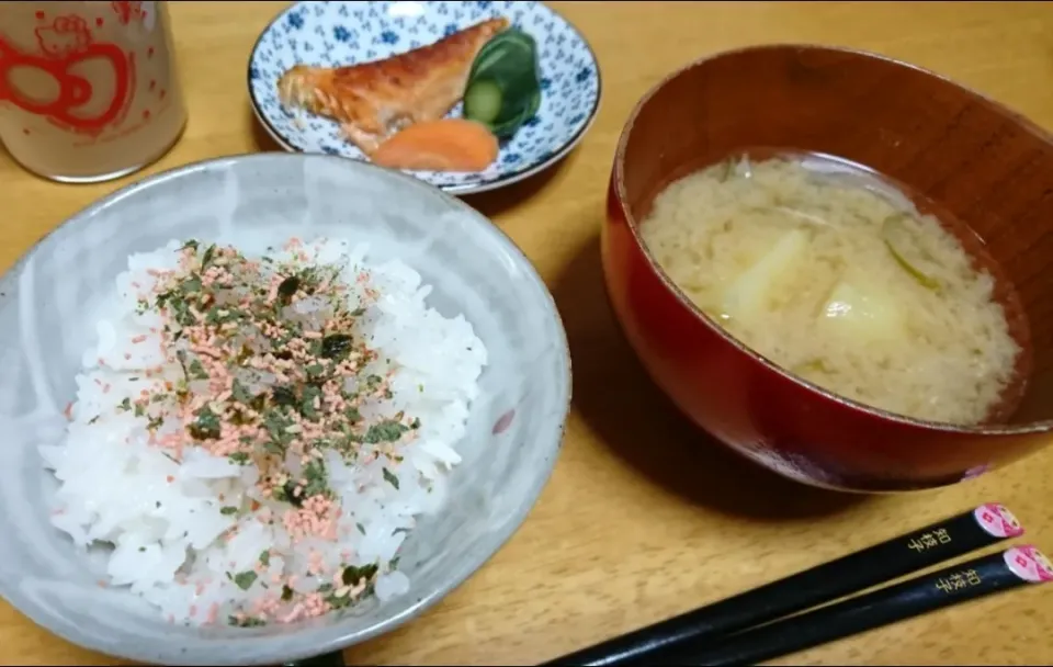 朝ごはん🍚|しまだ ちえこさん