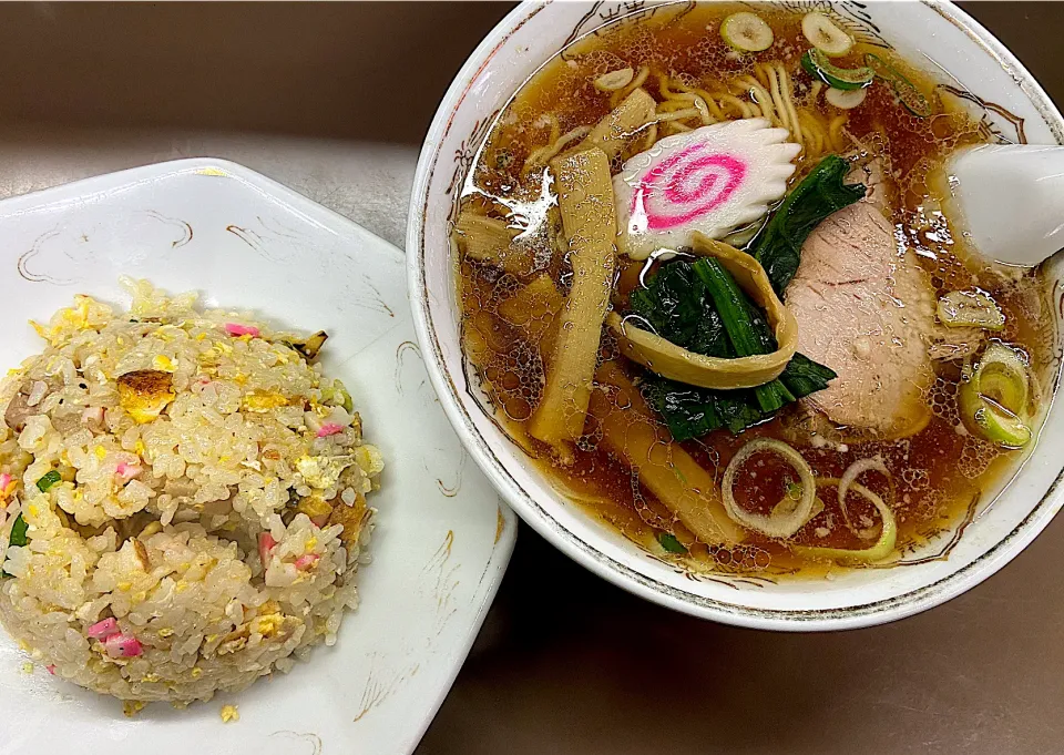 Snapdishの料理写真:半チャンラーメン|須佐 浩幸さん