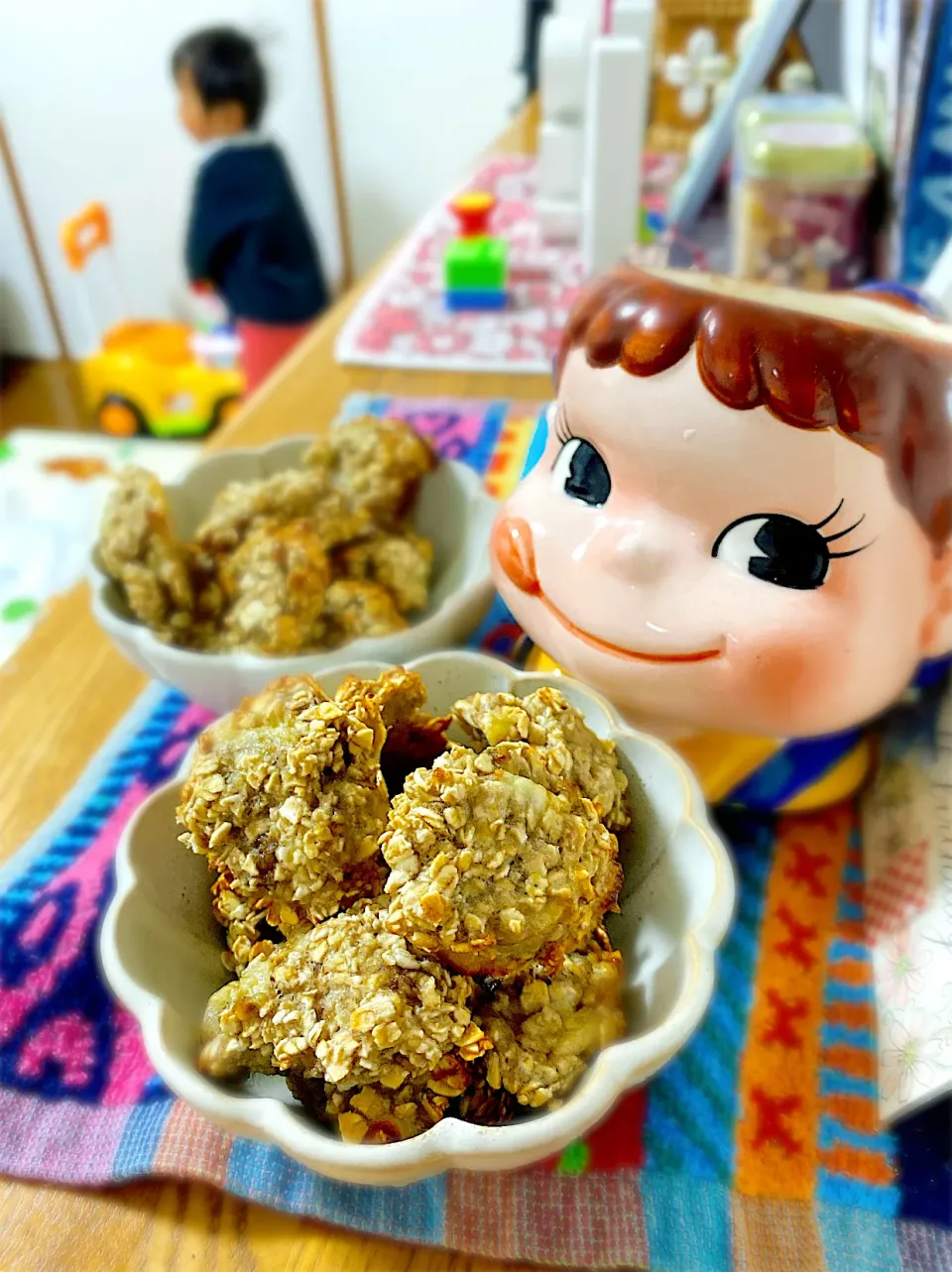 Snapdishの料理写真:息子㊗︎１歳７ヶ月♡バナナとオートミールのクッキーでおめでとう。|ぽき。さん