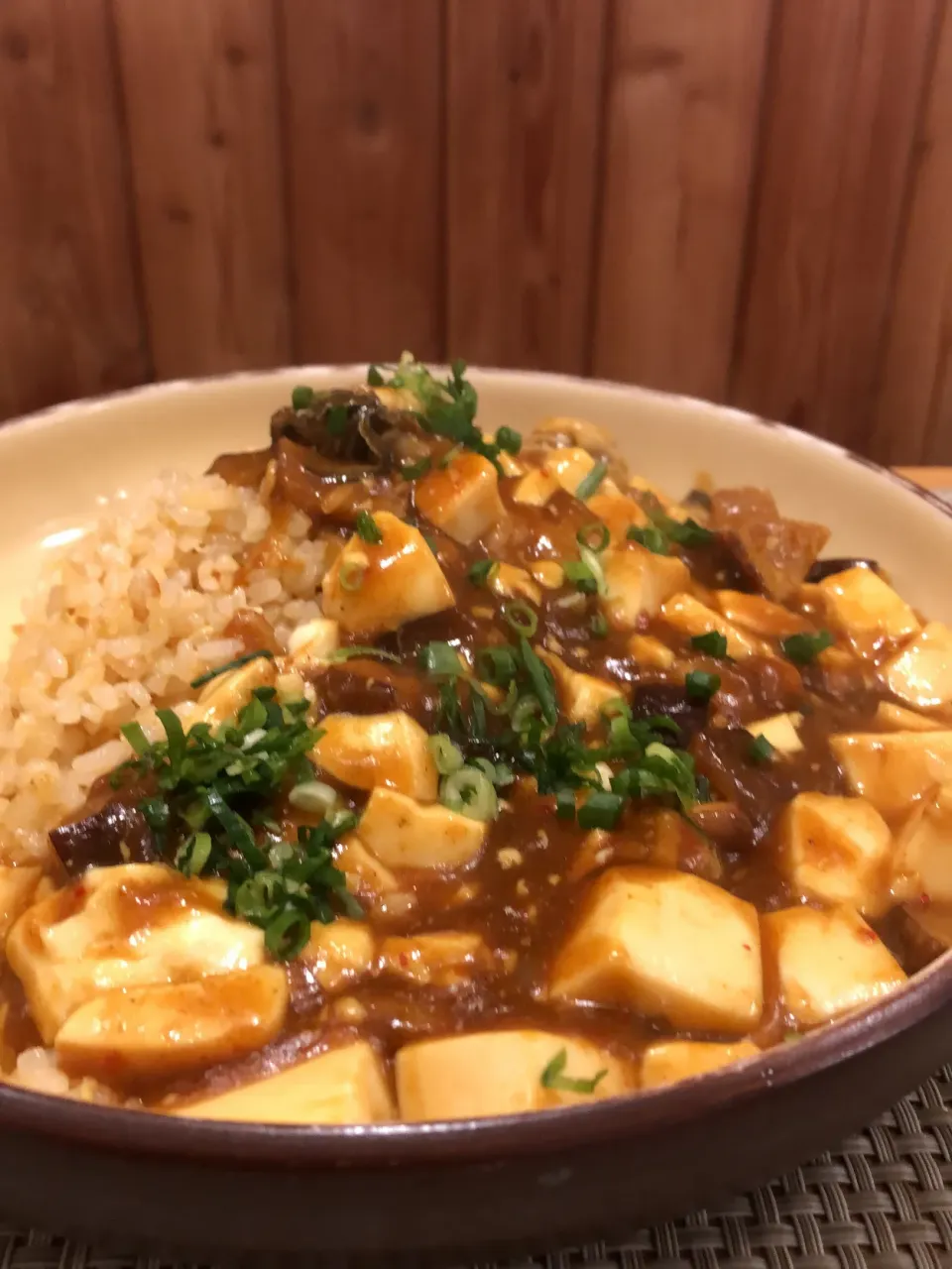 Snapdishの料理写真:今日の賄いは、カレー麻婆あんかけ炒飯(^_^)|bontaさん