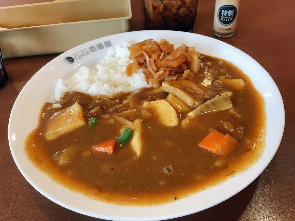 CoCo壱番屋さんの期間限定メニュー『グランマザーカレー🍛』😋|アライさんさん