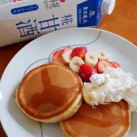 Snapdishの料理写真:ふわふわパンケーキ🥞|ikukoさん