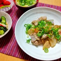 豚肉とちぎり蒟蒻の胡麻味噌炒め