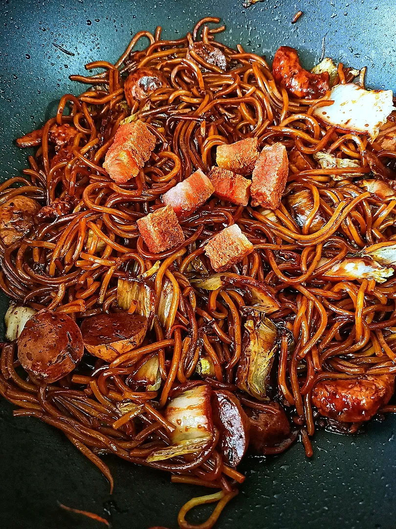 Snapdishの料理写真:Vegetarian Kuala Lumpur Hokkien Mee 😋🤤|Fatmamaさん