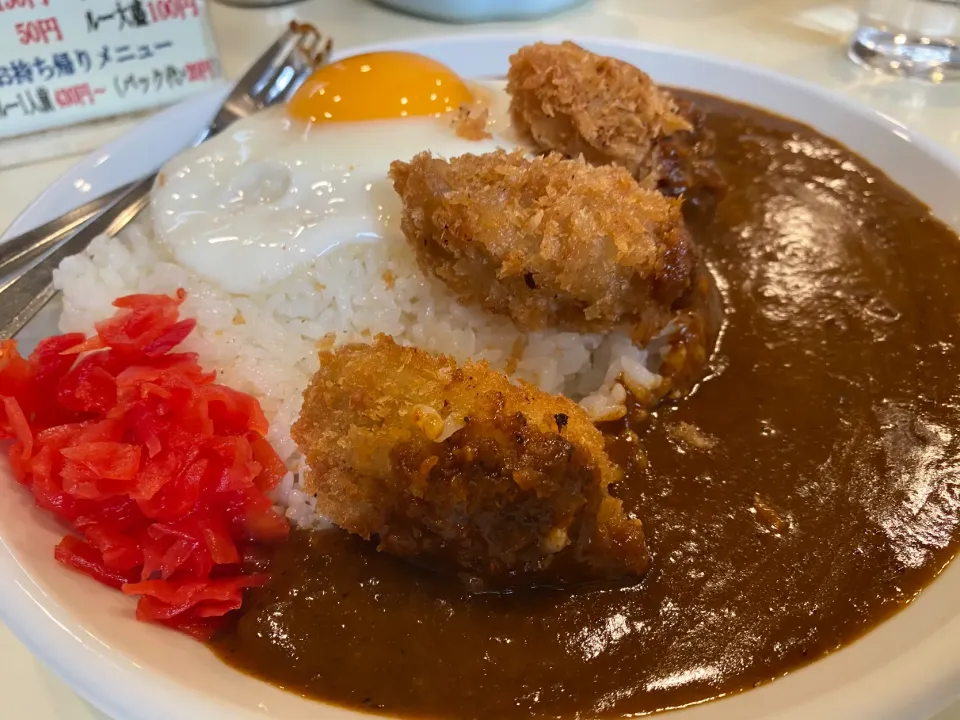 カキフライカレー🍛中辛🔥片目トッピング🍳|buhizouさん