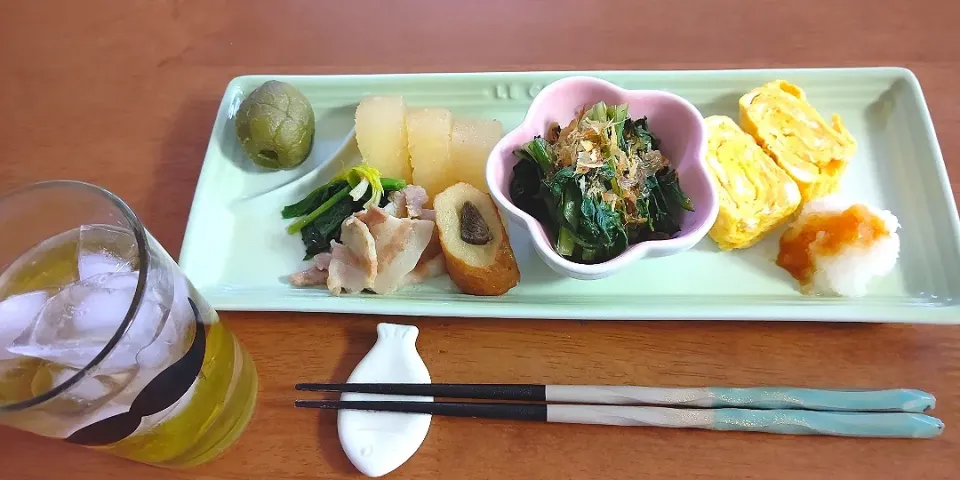 豚大根煮🐷　春菊のおひたし　出汁巻き玉子　自家製梅酒|裕子さん